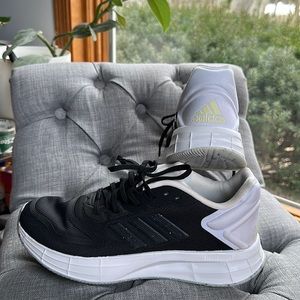 Adidas women shoes 9